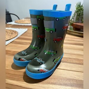 Hatley rain boots sz 8